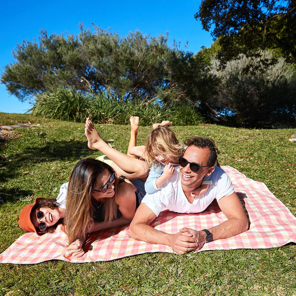 Picnic Blanket - Strawberries & Cream