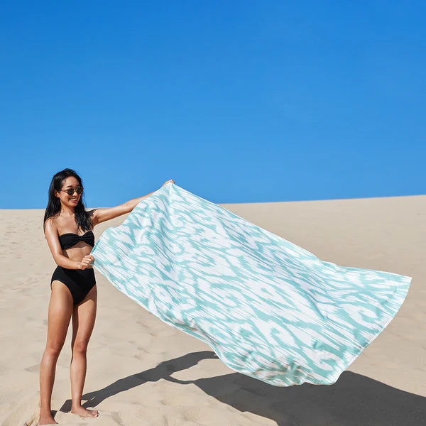 Large Quick Dry Towel - Soft Seafoam