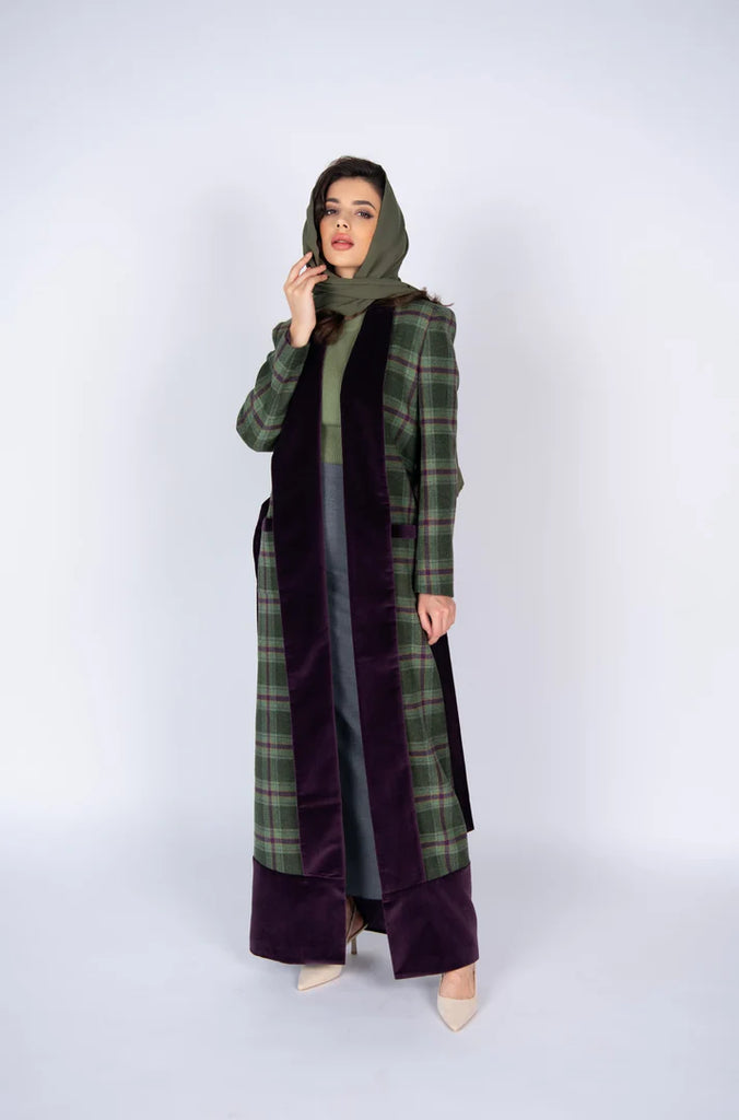 Aubergine Munich Abaya